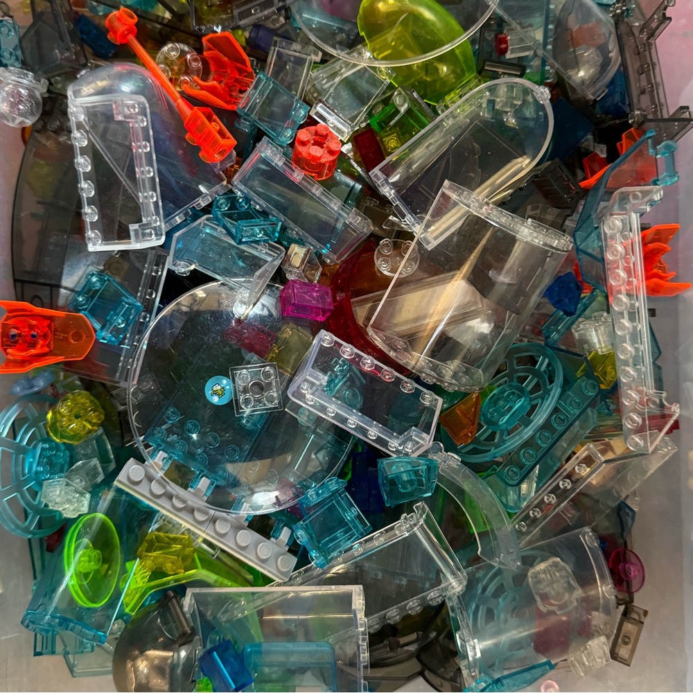 1lb Lego Translucent Clear Bulk Pieces Parts Windshields / Windows / Bricks Lot